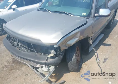 2000 Chevrolet Silverado 1500 Ls z USA, uszkodzony, nr VIN 1GCEK14T4YE213610